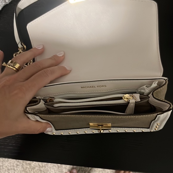 Michael Kors small crossbody bag - Picture 6 of 8